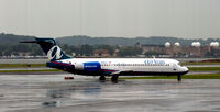 N895AT @ KDCA - Taxi to parking National - by Ronald Barker