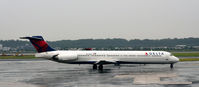 N913DE @ KDCA - Taxi for takeoff National - by Ronald Barker