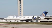 N976SW @ KMKE - CL-600-2B19 - by Mark Pasqualino
