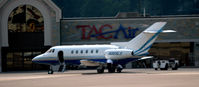 N885LS @ KLEX - Lexington - by Ronald Barker