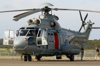 2752 @ LFRH - Eurocopter EC-225LP Super Puma 2+, Lann-Bihoué Naval Air Base (LFRH-LRT) - by Yves-Q