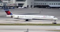 N916DN @ MIA - Delta MD-90