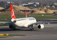 TC-JCI @ LOWW - Turkish A330