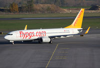 TC-CPC @ LOWW - Pegasus B737 - by Thomas Ranner
