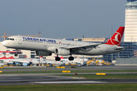 TC-JRT @ VIE - Turkish Airlines - by Chris Jilli