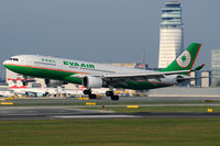 B-16312 @ VIE - EVA AIR - by Chris Jilli