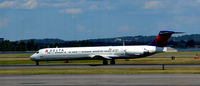 N930DL @ KDCA - Takeoff National - by Ronald Barker