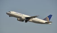N402UA @ KLAX - Departing LAX - by Todd Royer