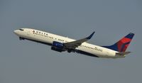 N3759 @ KLAX - Departing LAX - by Todd Royer