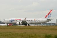 EC-ISN @ LFPG - Boeing 737-86Q(WL), Landing Rwy 26L, Roissy Charles De Gaulle Airport (LFPG-CDG) - by Yves-Q