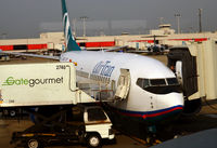 N338AT @ KATL - Atlanta - by Ronald Barker