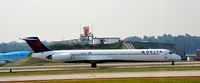 N907DL @ KATL - Taxi Atlanta - by Ronald Barker