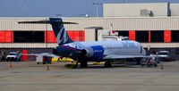 N952AT @ KATL - Atlanta - by Ronald Barker