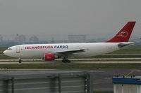 TF-ELW @ LFPG - Island Flug Cargo - by Triple777