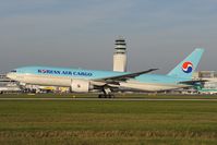 HL8226 @ LOWW - Korean Boeing 777-200 - by Dietmar Schreiber - VAP