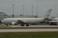 N368DH @ KMIA - DHL - by Triple777