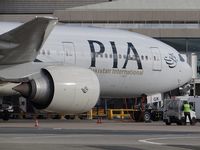 AP-BGK @ LFPG - PIA770 CDG/MILAN/ISLAMABAD - by Jean Goubet-FRENCHSKY
