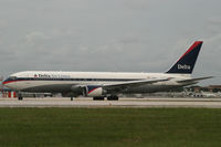 N171DZ @ KMIA - Delta - by Triple777