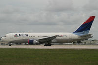 N103DA @ KMIA - Delta - by Triple777