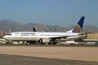N32404 @ KLAS - Continental - by Triple777