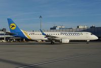 UR-EMB @ LOWW - Ukraine International Embraer 190 - by Dietmar Schreiber - VAP