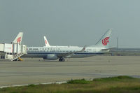 B-5682 @ ZSPD - At Shanghai Pu Dong - by Micha Lueck