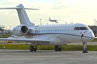 EI-SSF @ EGGW - 2012 Bombardier BD700 Global 6000, c/n: 9521 at Luton - by Terry Fletcher