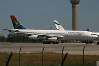 ZS-SLC @ LFPG - SAA - by Triple777