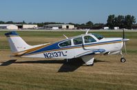 N2137L @ KOSH - Beech F33A