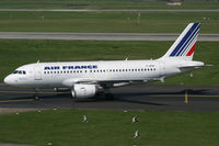 F-GRXF @ EDDL - Air France - by Triple777