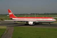 D-ALPE @ EDDL - LTU - by Triple777