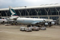 B-HXK @ ZSPD - At Pu Dong - by Micha Lueck