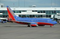 N724SW @ KDEN - Boeing 737-700 - by Mark Pasqualino