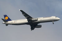 D-AIRU @ LOWW - Lufthansa Airbus A321 - by Andreas Ranner