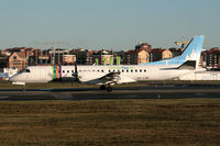 SE-LXK @ ESSB - Lining up runway 30.
