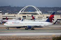 N1611B @ KLAX - Boeing 767-300 - by Mark Pasqualino