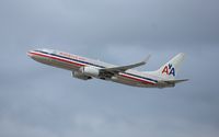 N831NN @ KLAX - Boeing 737-800 - by Mark Pasqualino