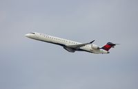 N187PQ @ KLAX - CL600-2D24