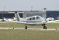 OE-DUI @ LOAN - Piper on taxiway