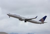 N27477 @ KLAX - Boeing 737-900ER