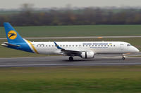 UR-EMD @ VIE - Ukraine International Airways