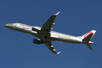 OE-IHB @ LOWS - FlyNiki - by Loetsch Andreas