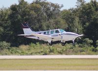 N7262R @ ORL - Beech 58 Baron