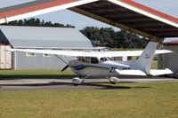 ZK-JSP @ NZGS - At Gisborne - by Micha Lueck