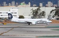 N769AS @ KLAX - Boeing 737-400 - by Mark Pasqualino