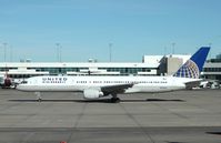 N552UA @ KDEN - Boeing 757-200 - by Mark Pasqualino