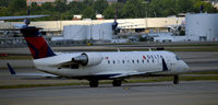 N833AY @ KATL - Taxi Atlanta - by Ronald Barker