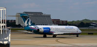 N969AT @ KATL - Taxi Atlanta - by Ronald Barker