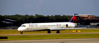 N972DL @ KATL - Taxi Atlanta - by Ronald Barker