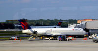 N988DL @ KATL - Atlanta - by Ronald Barker